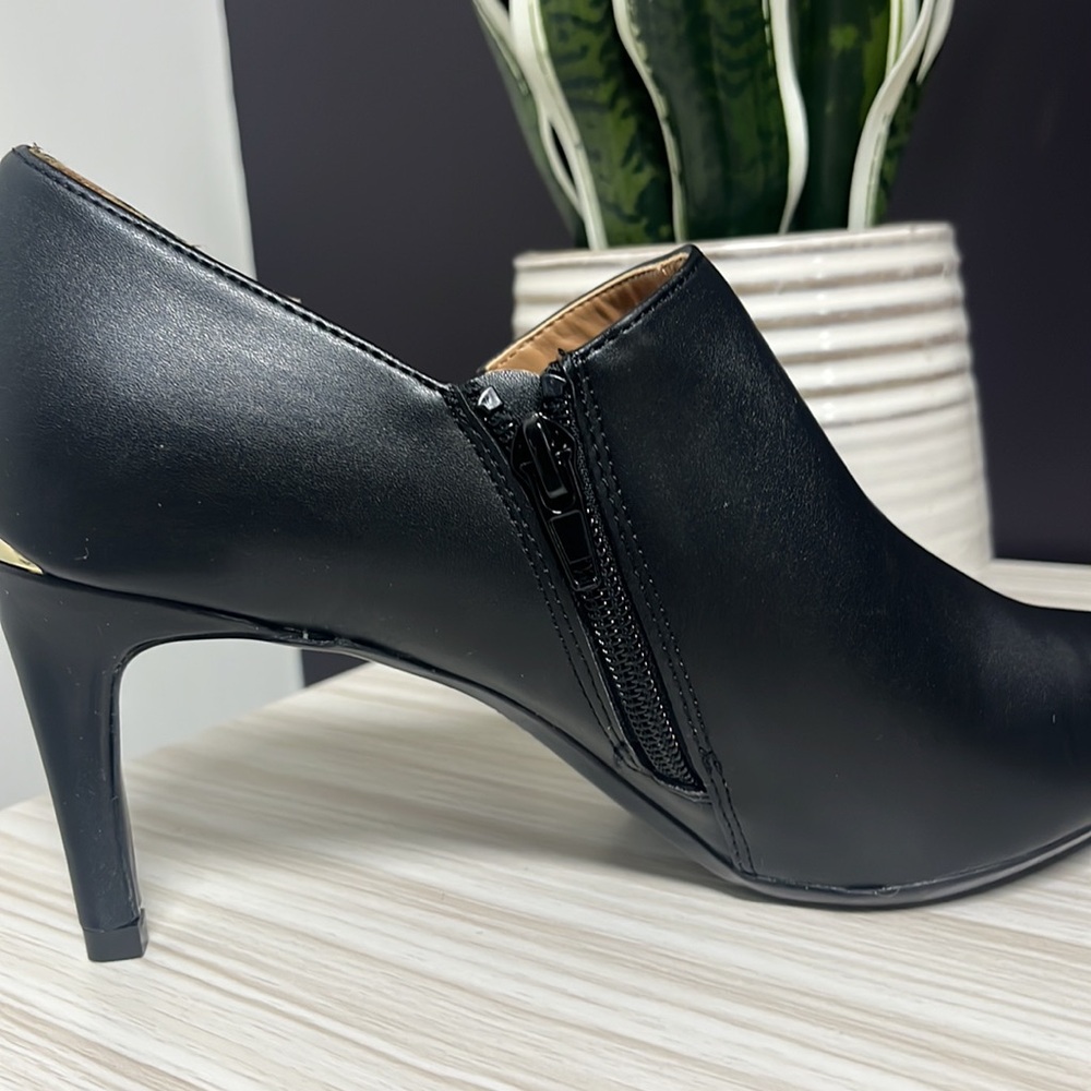 WOMENS SHOES—-CALVIN KLEIN!! EUC 🖤 - Picture 6 of 11